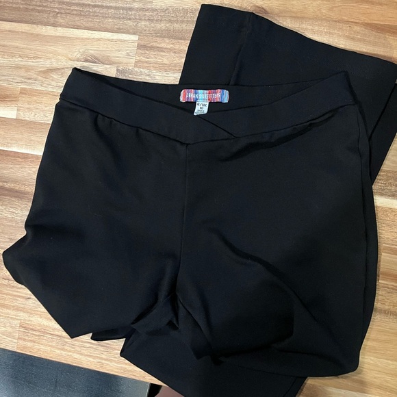 Urban Outfitters Flare Leggings Crossover Waist Size 6 - Picture 3 of 3